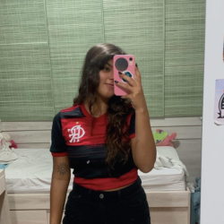 Taís  Pompeu